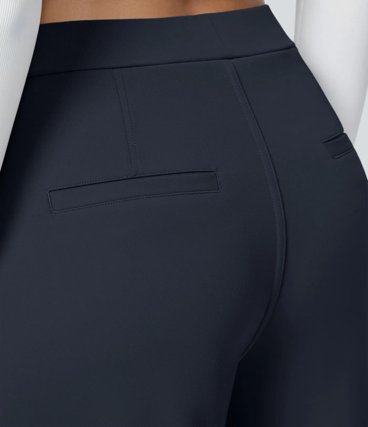 Le Pantalon Fluide Plisane – Bleu marine